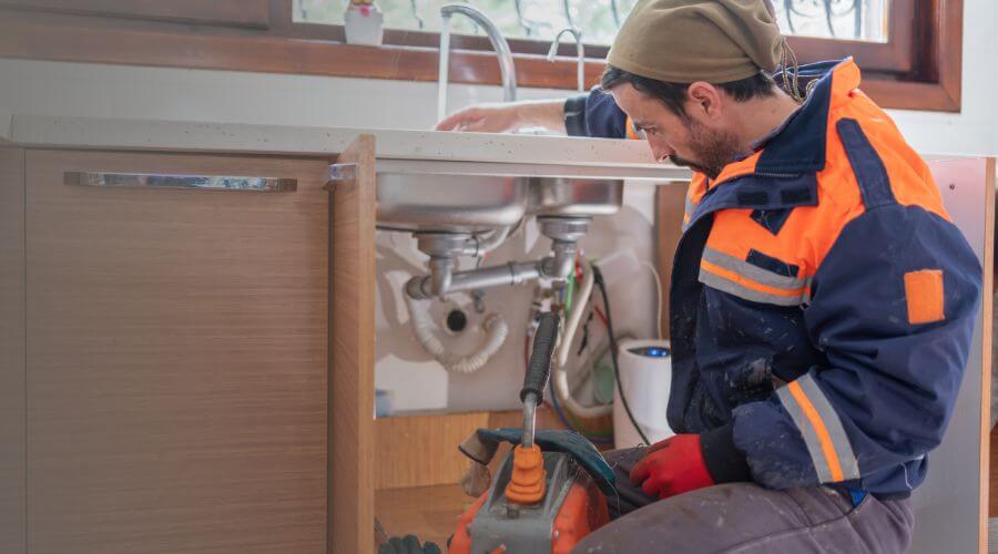 Professional expert plumbing services in Colwich, KS
